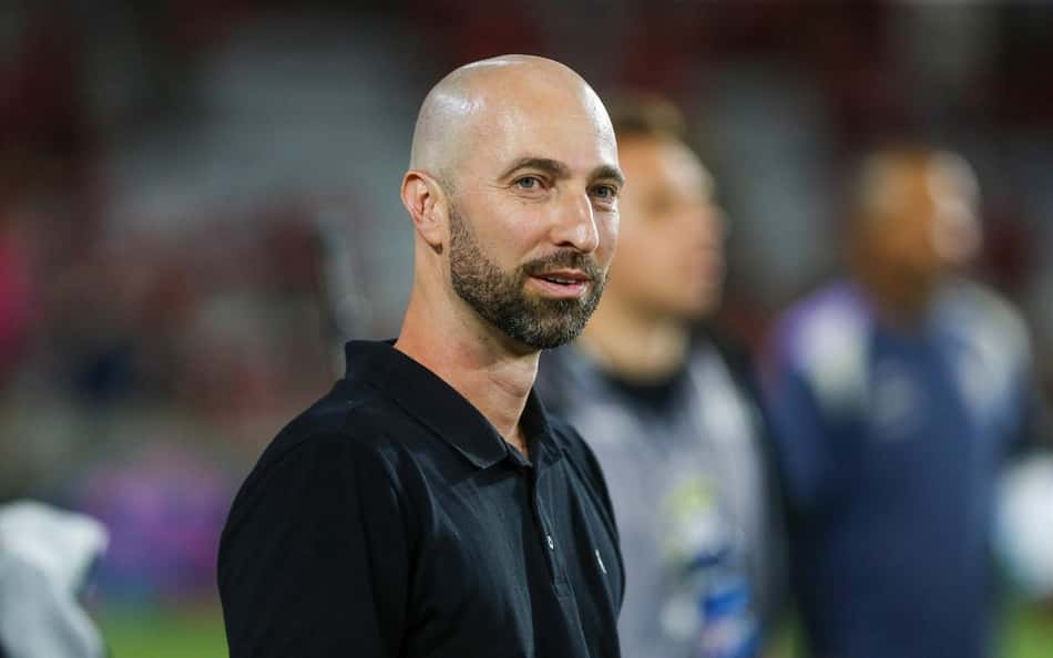 Rodrigo Bellão é o técnico interino do Botafogo (Foto: Geraldo Bubniak/AGB/GazetaPress)
