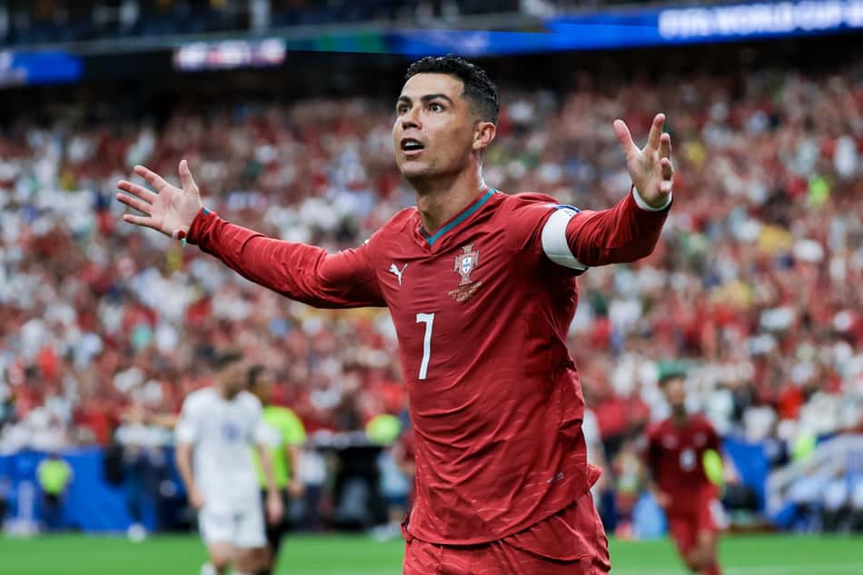 Cristiano Ronaldo atuando com a camisa de Portugal durante a Copa do Mundo de 2026.