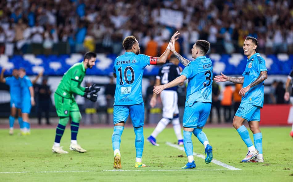 Elenco do Santos comemora gol no Mangueir)ão, pela Copa do Brasil. (Foto: Agif/Folhapress)