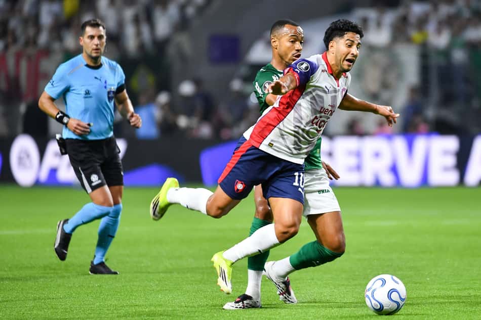 Marlon Freitas em Palmeiras x Cerro Porteño