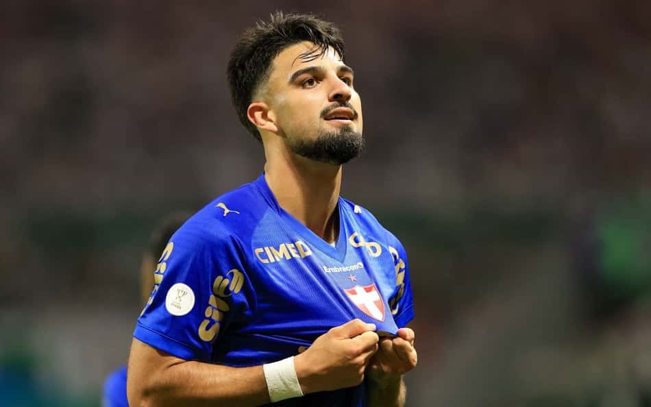Flaco López em ação pelo Palmeiras