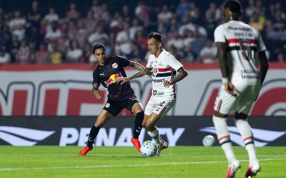 Iago Borduchi jogador do Sao Paulo durante partida contra o Bragantino no estadio Morumbis.