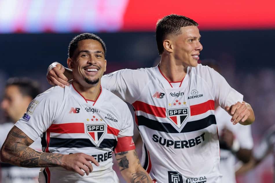 Luciano, do São Paulo, comemora gol durante a partida contra o Red Bull Bragantino