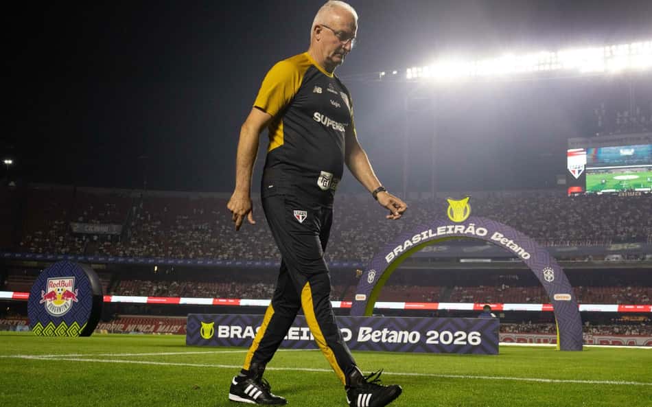 Dorival celebra alívio com vitória do São Paulo e elogia Gustavo Santana