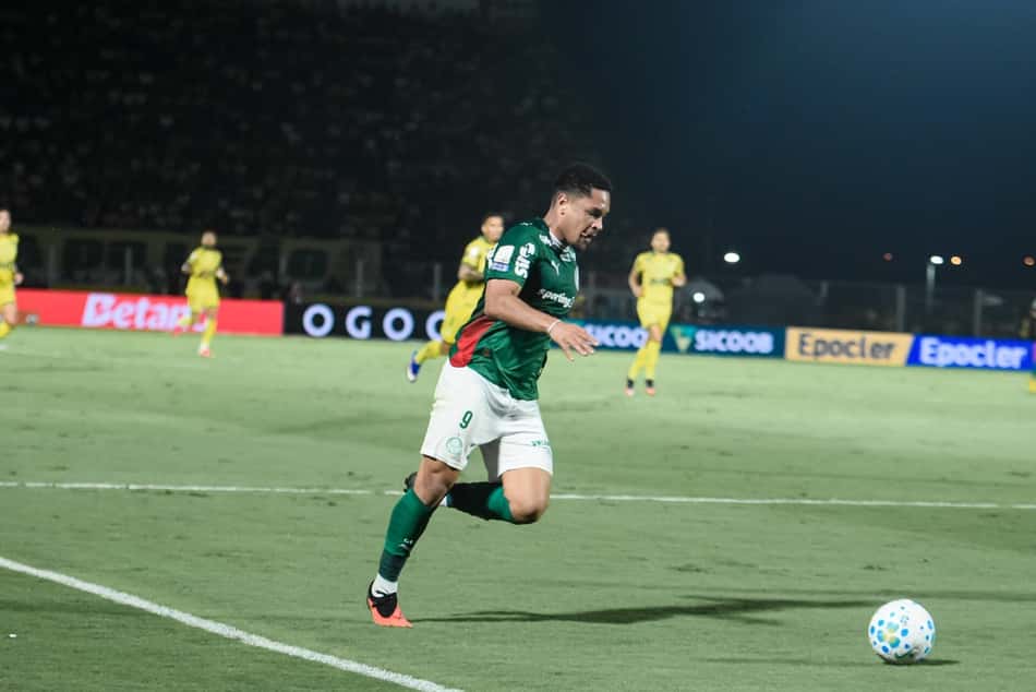 Vitor Roque, centroavante do Palmeiras