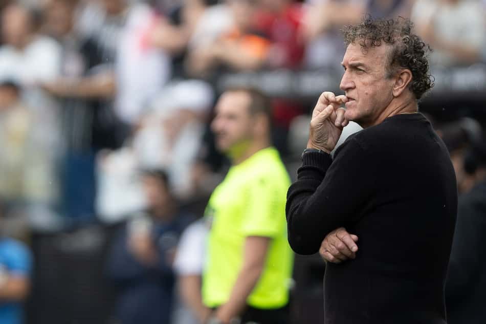 Cuca, técnico do Santos, durante a partida contra o Corinthians