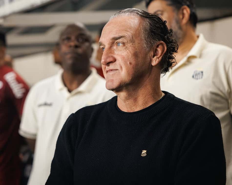 Cuca no comando do Santos diante do Remo. (Foto: Raul Baretta/ Santos FC)