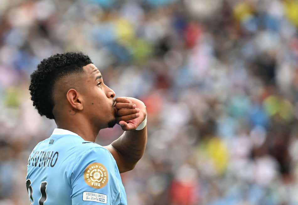 Savinho comemora golaço marcado pelo Manchester City contra a Juventus no Mundial (Foto: Chandan KHANNA / AFP)