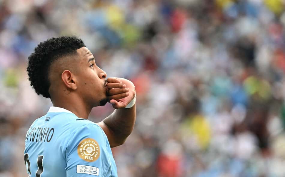 Tottenham acerta contratação de Savinho, do Manchester City
