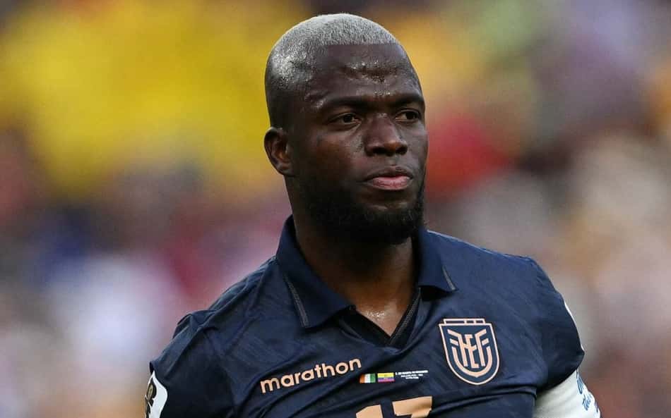Sem clube, Enner Valencia negocia acordo com gigante sul-americano