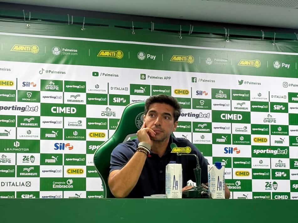 Denílson criticou a postura de Abel Ferreira após empate do Palmeiras (Foto: Vitor Palhares/ Lance!)