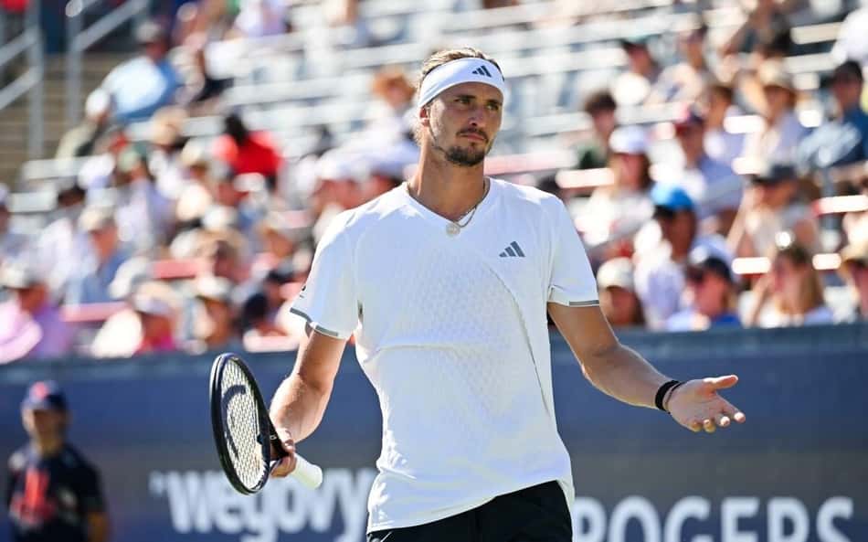 Favorito Alexander Zverev cai na estreia em Montreal
