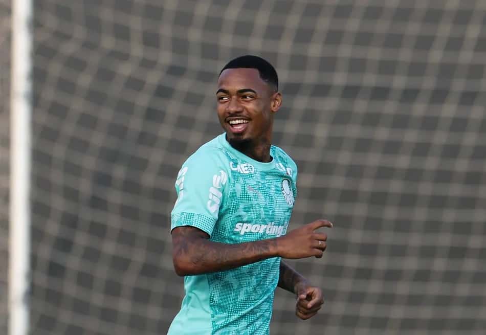 Allan durante treinamento do Palmeiras