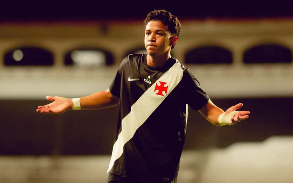 Andrey Fernandes, atacante do sub-20 do Vasco, marcou dois gols na semifinal