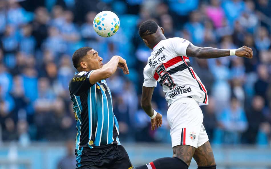 Arboleda retoma espaço no São Paulo, mas números chamam atenção