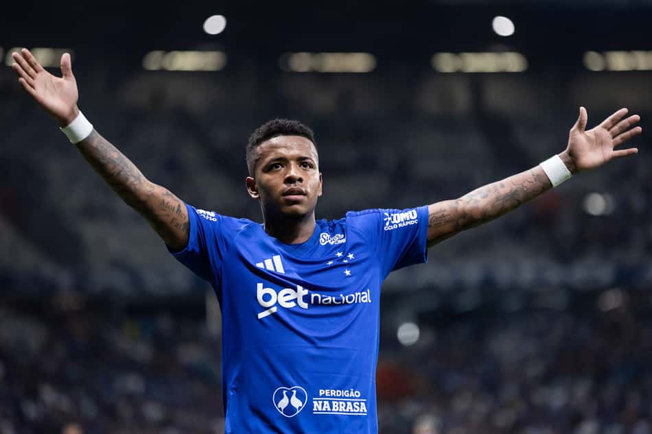 Arroyo comemora gol (Foto: Gustavo Aleixo/Cruzeiro)