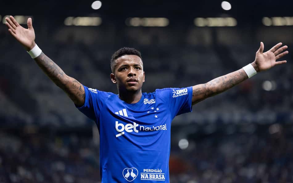 Arroyo comemora gol (Foto: Gustavo Aleixo/Cruzeiro)