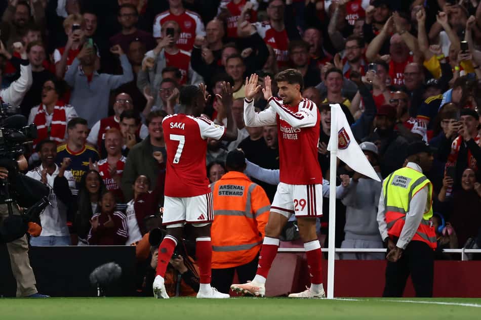 O Arsenal venceu o Coventry City por 3 a 0 pela estreia da Premier League