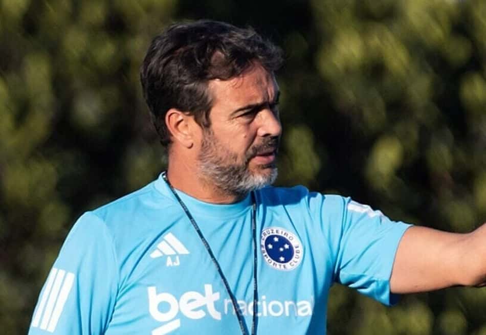 Artur Jorge comanda treino na Toca II
