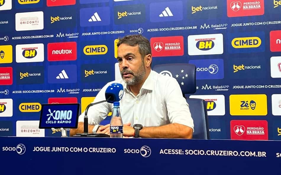 Artur Jorge em coletiva no Mineirão após Cruzeiro x Flamengo