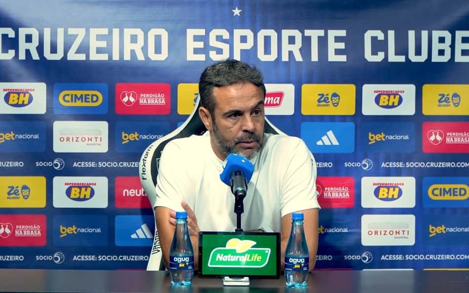 Artur Jorge projeta jogo de 'tudo ou nada' do Cruzeiro contra o Atlético-MG
