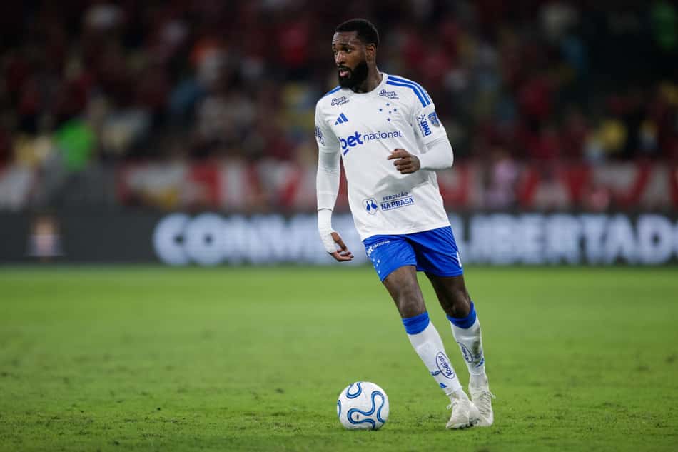 Atitude de Gerson em Cruzeiro x Flamengo irrita torcedores (Foto: Ruano Carneiro / Carneiro Images/Fotoarena/Folhapress)