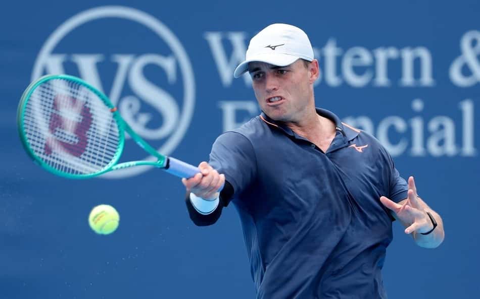 Australiano Cristopher O'Connell na vitória sobre o norueguês Casper Ruud