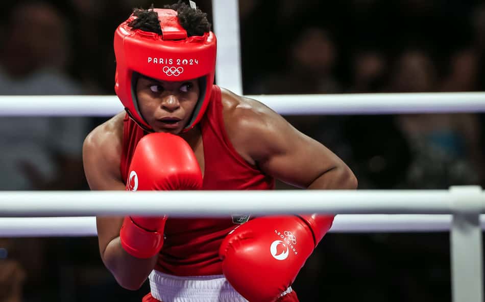 Tatiana Chagas em disputa contra sul-coreana Ae-ji Im no boxe feminino em Paris 2024