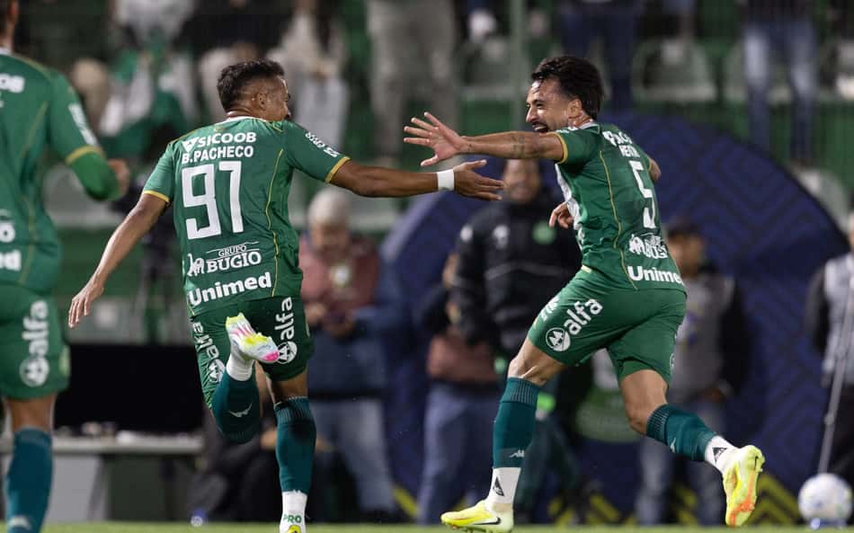 Jogadores da Chapecoense comemorando