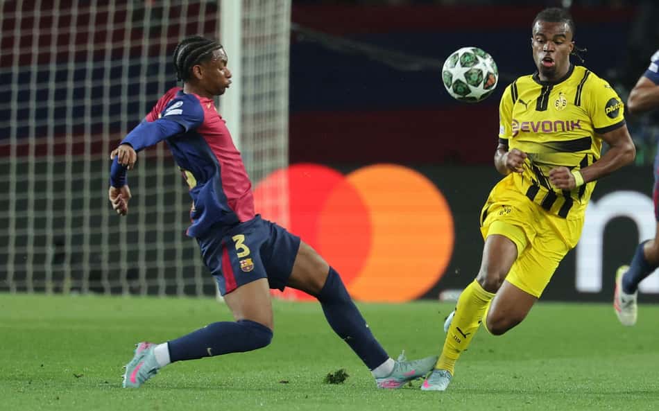 Balde em ação pelo Barcelona contra o Dortmund, na Champions League