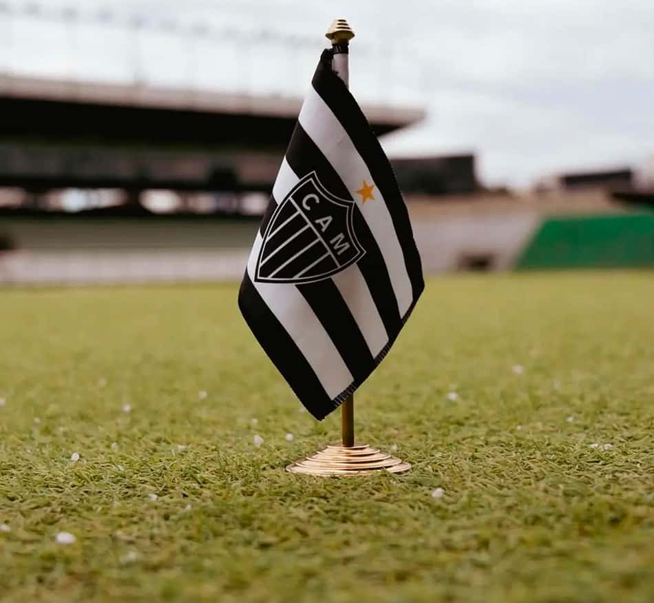 Bandeira Atlético Alfredo Jaconi (Foto: Pedro Souza / Atlético)