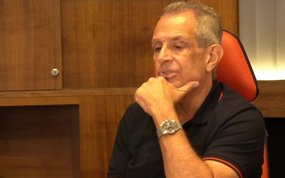 Bap, presidente do Flamengo, durante transmissão no Youtube