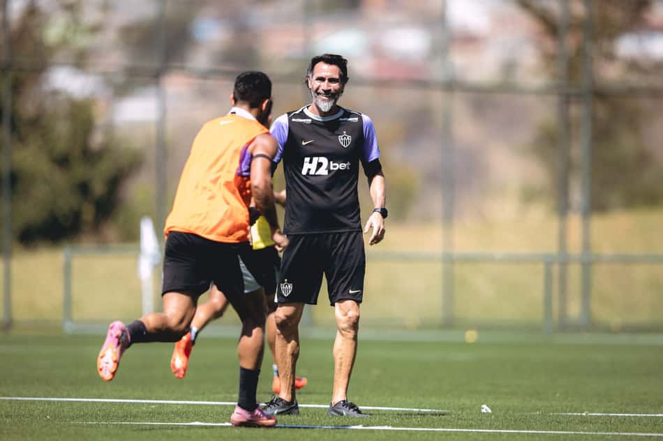 Barba preparação Bragantino (Foto: Pedro Souza / Atlético)
