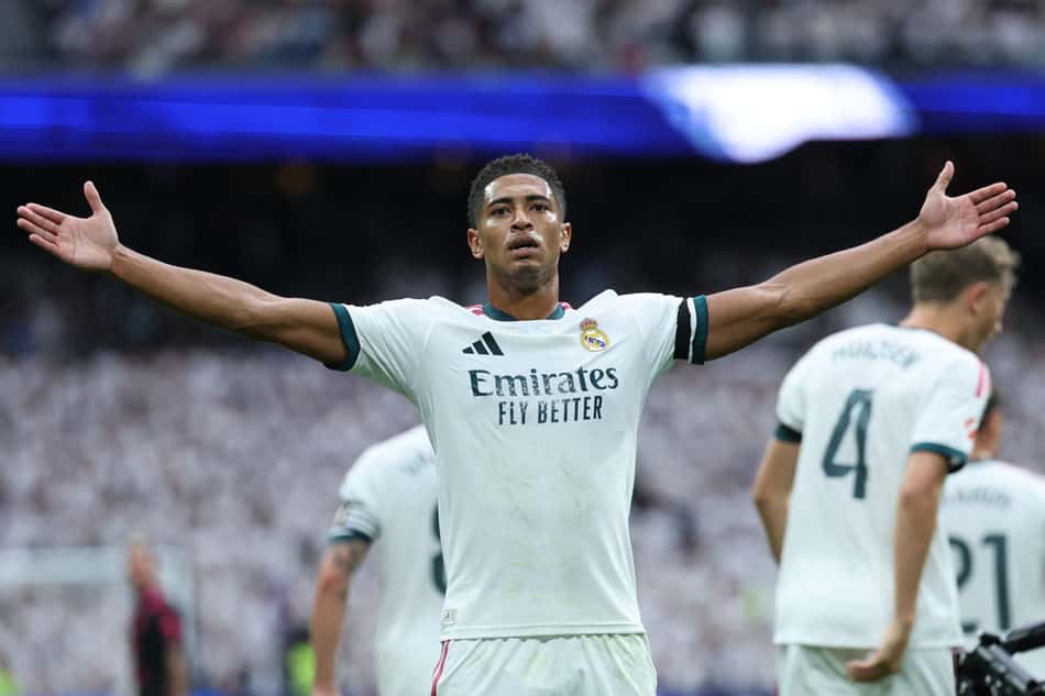 Bellingham comemora o primeiro gol de seu time durante a partida de La Liga entre Real Madrid e Malaga