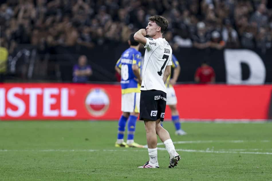 Breno Bidon, meia do Corinthians