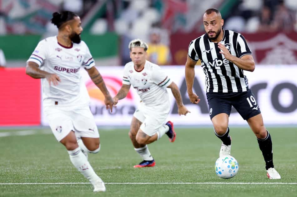 Botafogo e Fluminense empataram no Nilton Santos