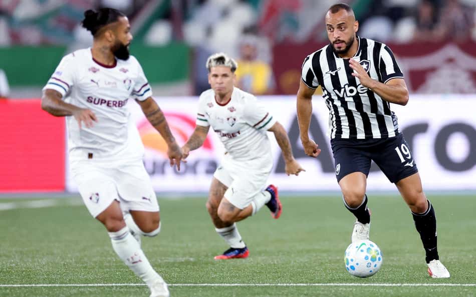 Botafogo e Fluminense empataram no Nilton Santos