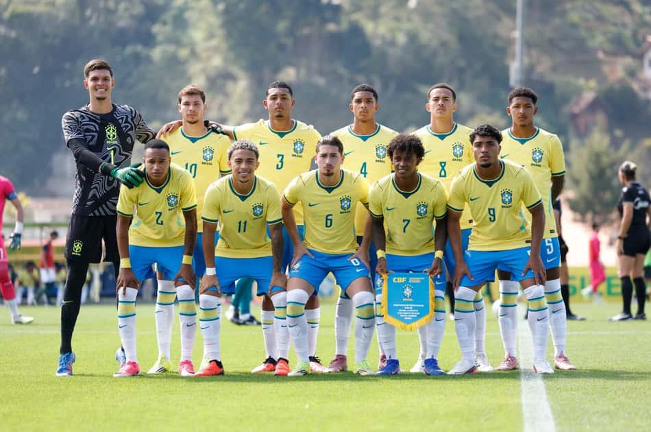 Brasil Sub-20 posa antes do amistoso contra a Bolívia na Granja Comary