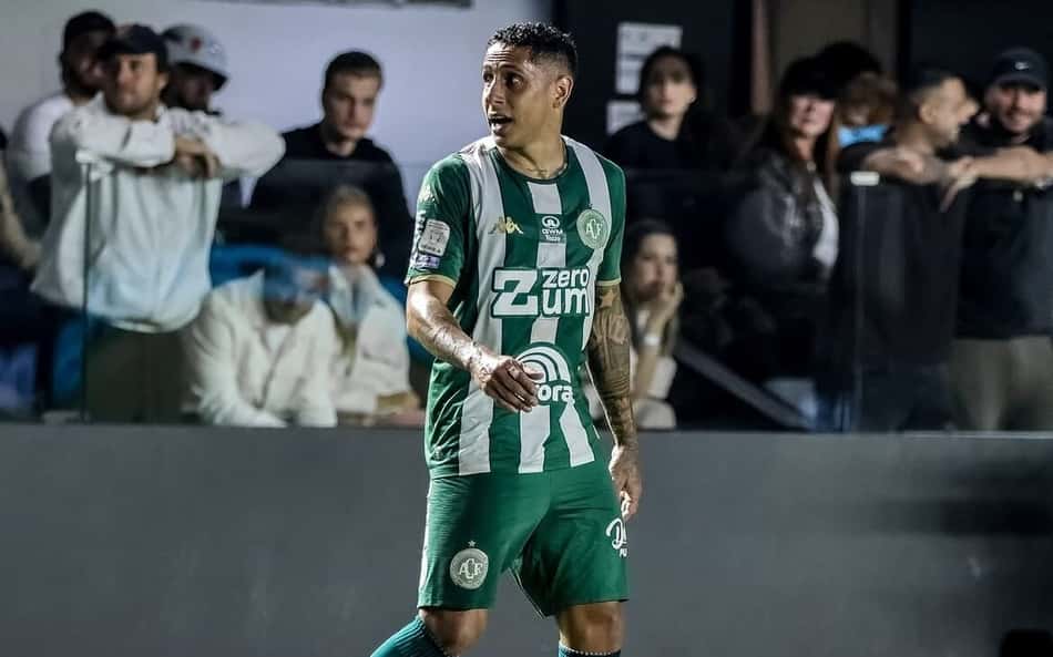 Bruno Tubarão projeta duelo contra o Cruzeiro e destaca confiança da Chapecoense nas oitavas da Copa do Brasil