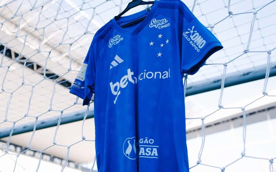 Camisa do Cruzeiro na Neo Química Arena