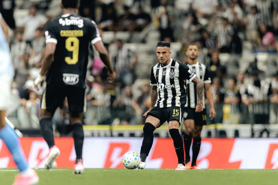 Castaño estreia pelo Atlético (Foto: Pedro Souza / Atlético)