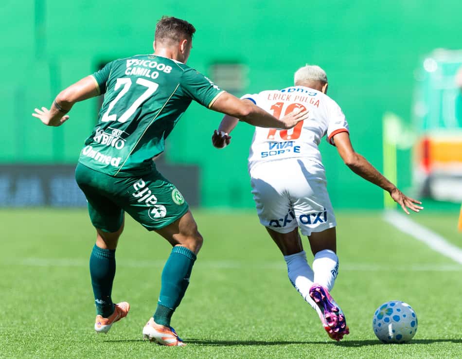 Chapecoense x Bahia em confronto pelo Campeonato Brasileiro