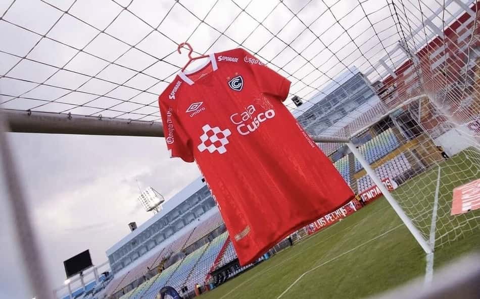 Camisa do Cienciano, adversário do Botafogo