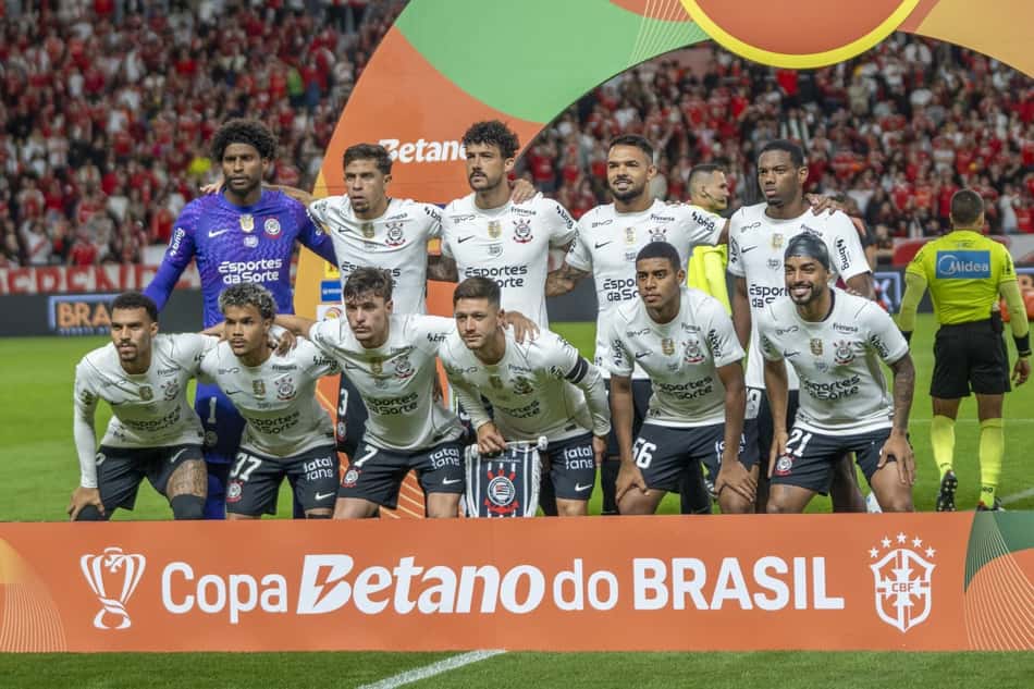 Elenco do Corinthians reunido