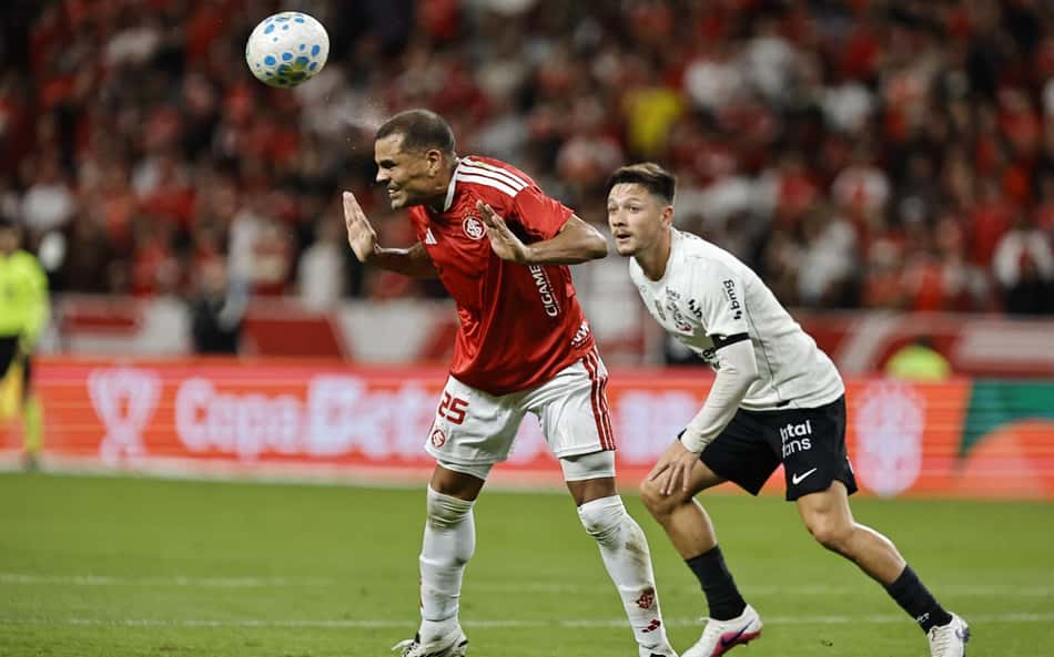 Gabriel Mercado jogador do Internacional, durante partida contra o Corinthians no estádio Beira-Rio pela Copa Do Brasil 2026