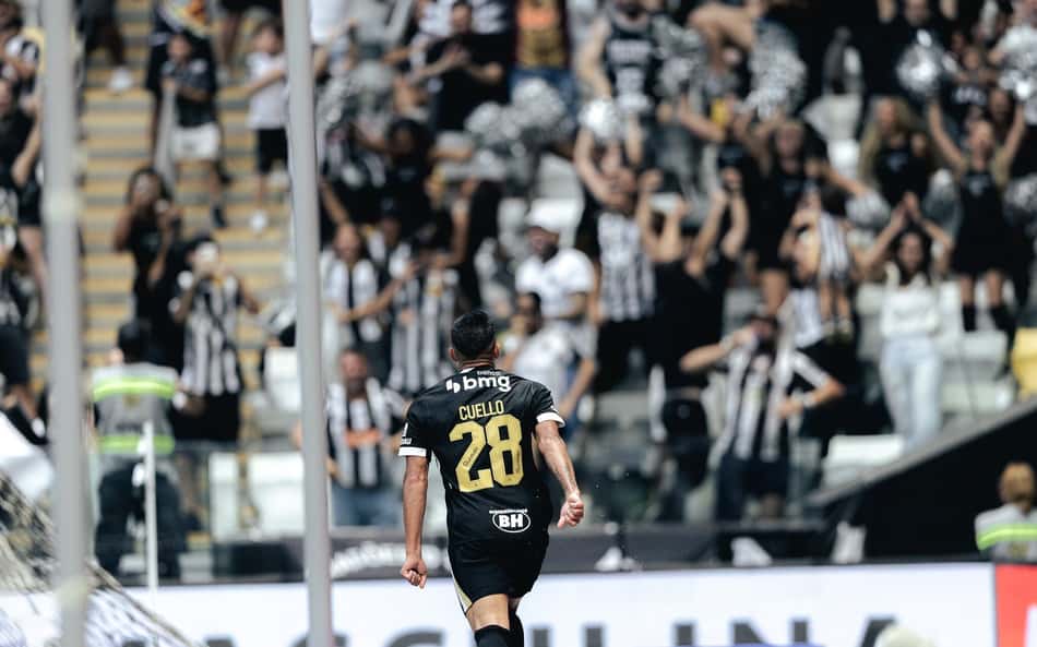 Cuello comemora gol x gremio (Foto: Pedro Souza / Atlético)