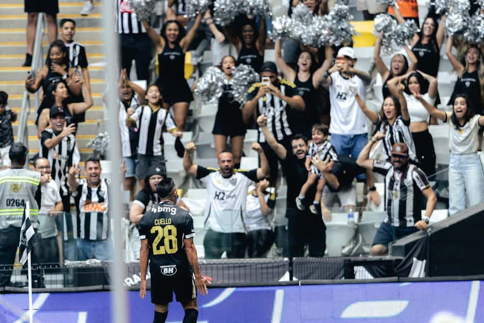 Cuello x gremio (Foto: Pedro Souza / Atlético)