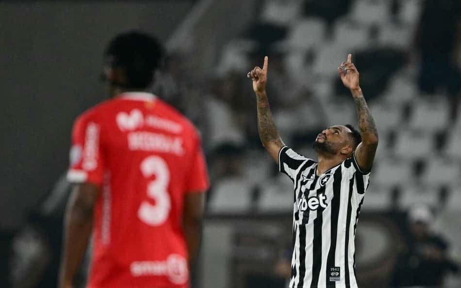 Veja gol em Botafogo x Cienciano: Danilo abre o placar