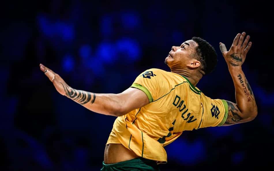 Darlan ataca durante Brasil x Ucrânia pela VNL masculina