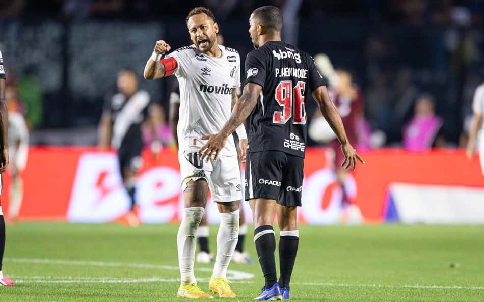 Discussão em Vasco x Santos chama atenção (Foto: Pedro Henrique De Almeida/Photo Premium/Folhapress)